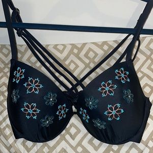 Vacation Collection - Padded bikini top w/ free item!!